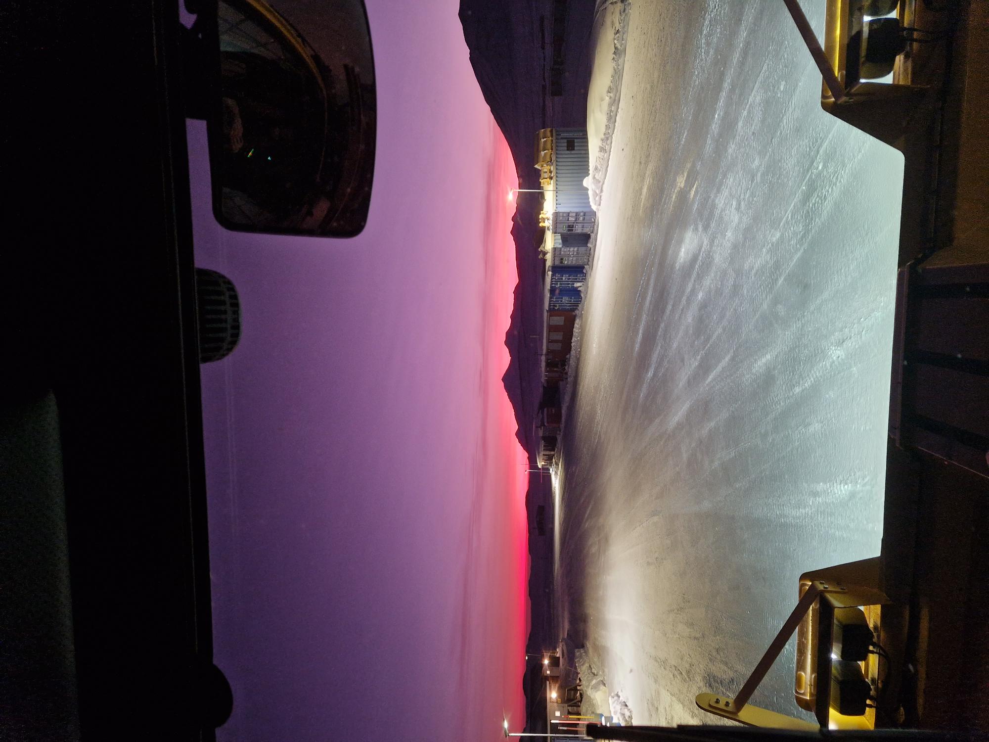 Stationsspecialist Simon nattebillede