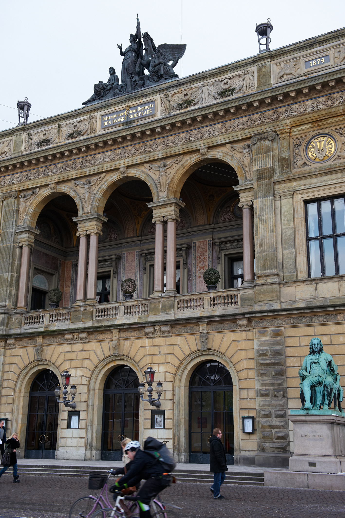 Billede af Det Kongelige Teaters facade